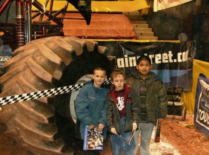 2008 MonsterTruckShow-007.jpg